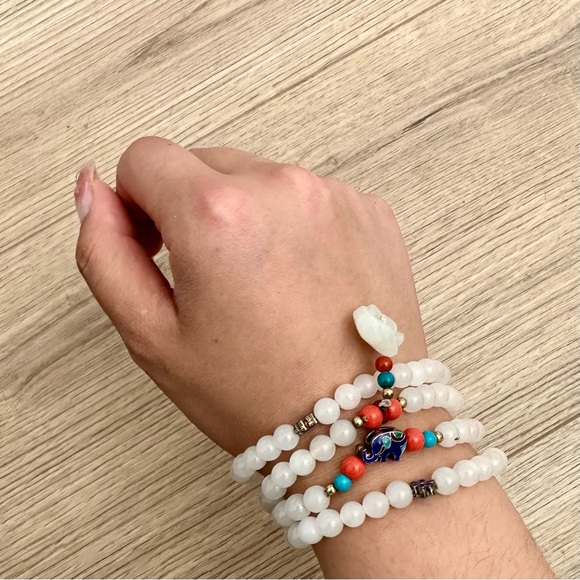 100% Genuine Ivory Jade Beads Bracelet - Picture 2 of 3